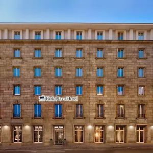 Park Plaza Otel