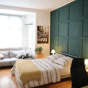  Privatunterkunft Cozy , Warm And Welcoming In The Heart Of